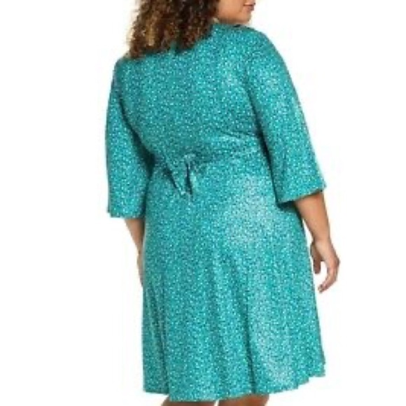 Eloquii Tie Front Teal Dot Dress Size 14 - Picture 11 of 12